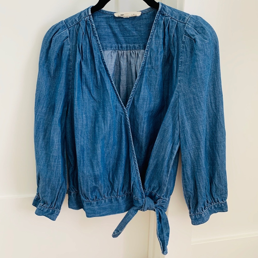 Madewell Denim Wrap Top in Descanso Wash